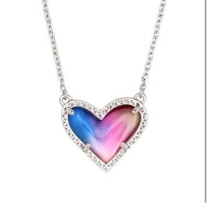 New Kendra Scott Ari Watercolor Pearlized glass heart necklace